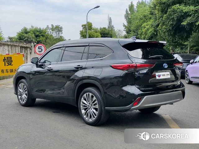 Toyota Highlander 2021 Черный из Китая, фото 2