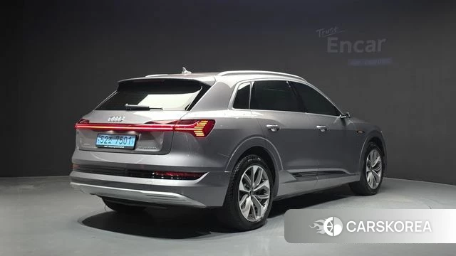 Audi e-Tron id 4906170 из Кореи 12