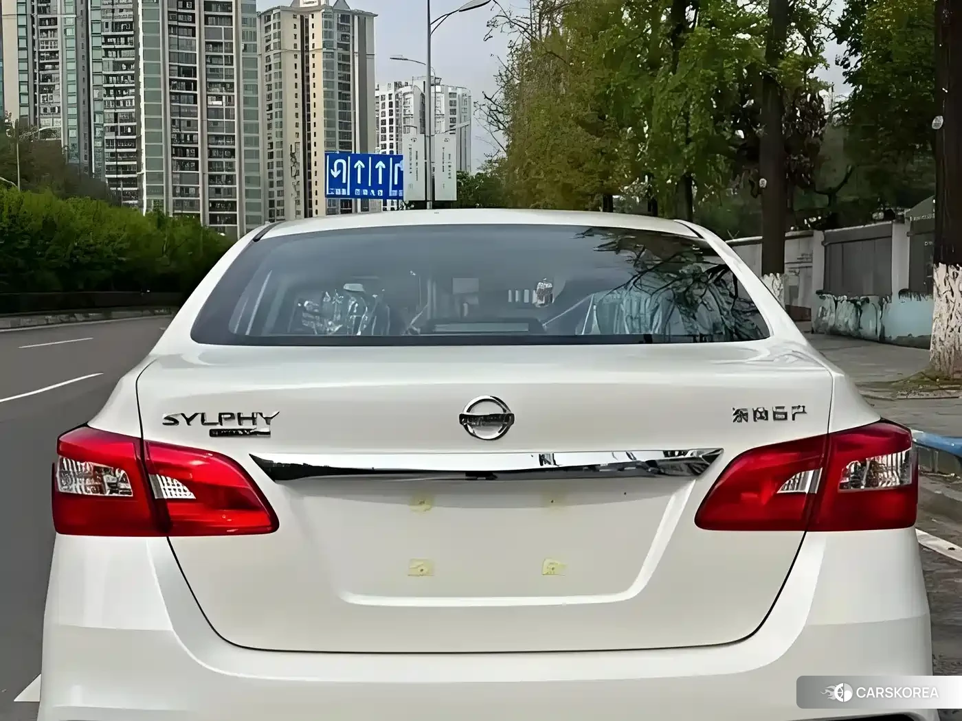 Nissan Sylphy 2026 Белый из Китая, фото 2