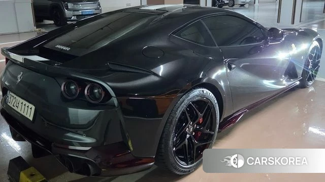 Ferrari 812 Superfast id 5031135 из Кореи 9