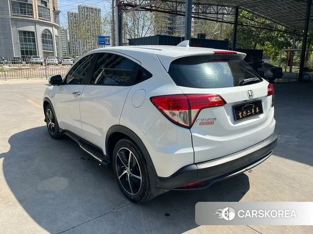 Honda Vezel 2021 Белый из Китая, фото 2