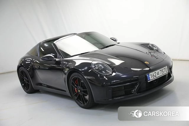 Porsche 911(992) id 4711256 из Кореи 4