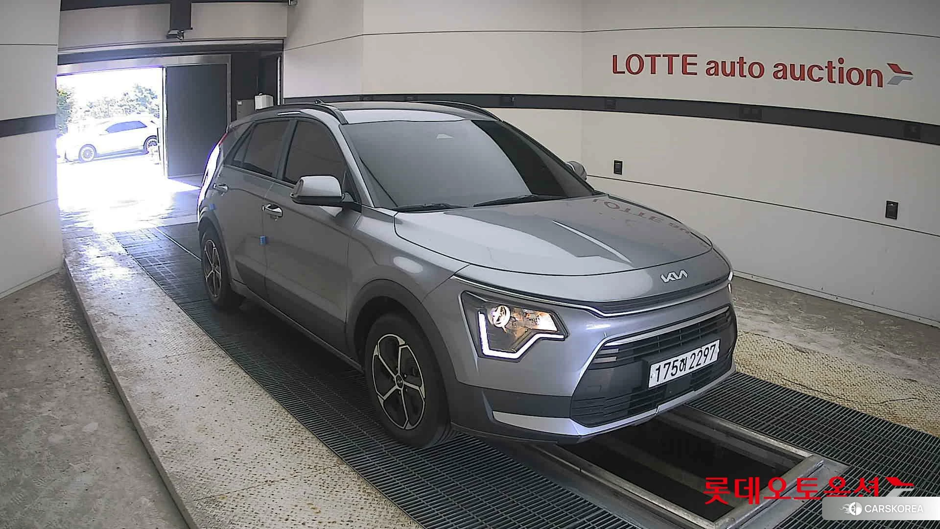 Kia Niro Hybrid id 4990088 из Кореи 12