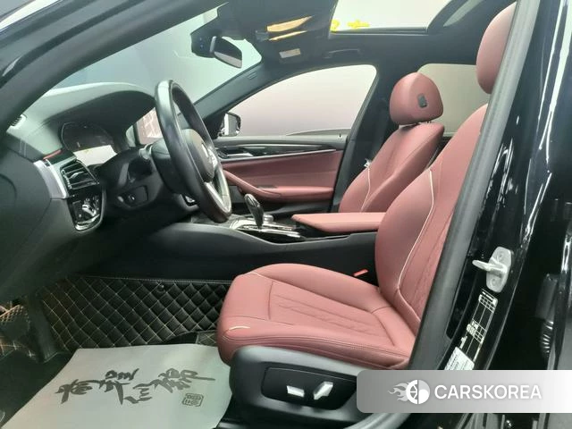BMW 5 series 2024 Черный из Китая, фото 4