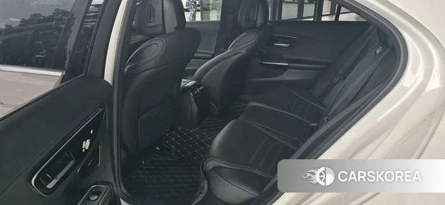 Mercedes-Benz C-class 2023 Белый из Китая, фото 4