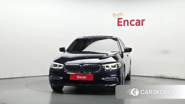 BMW 5 Series (G30) id 5028813 из Кореи 12