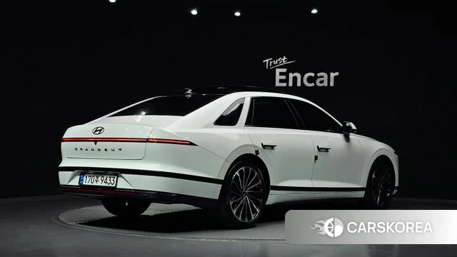 Hyundai Grandeur Hybrid (GN7) id 5045575 из Кореи 12