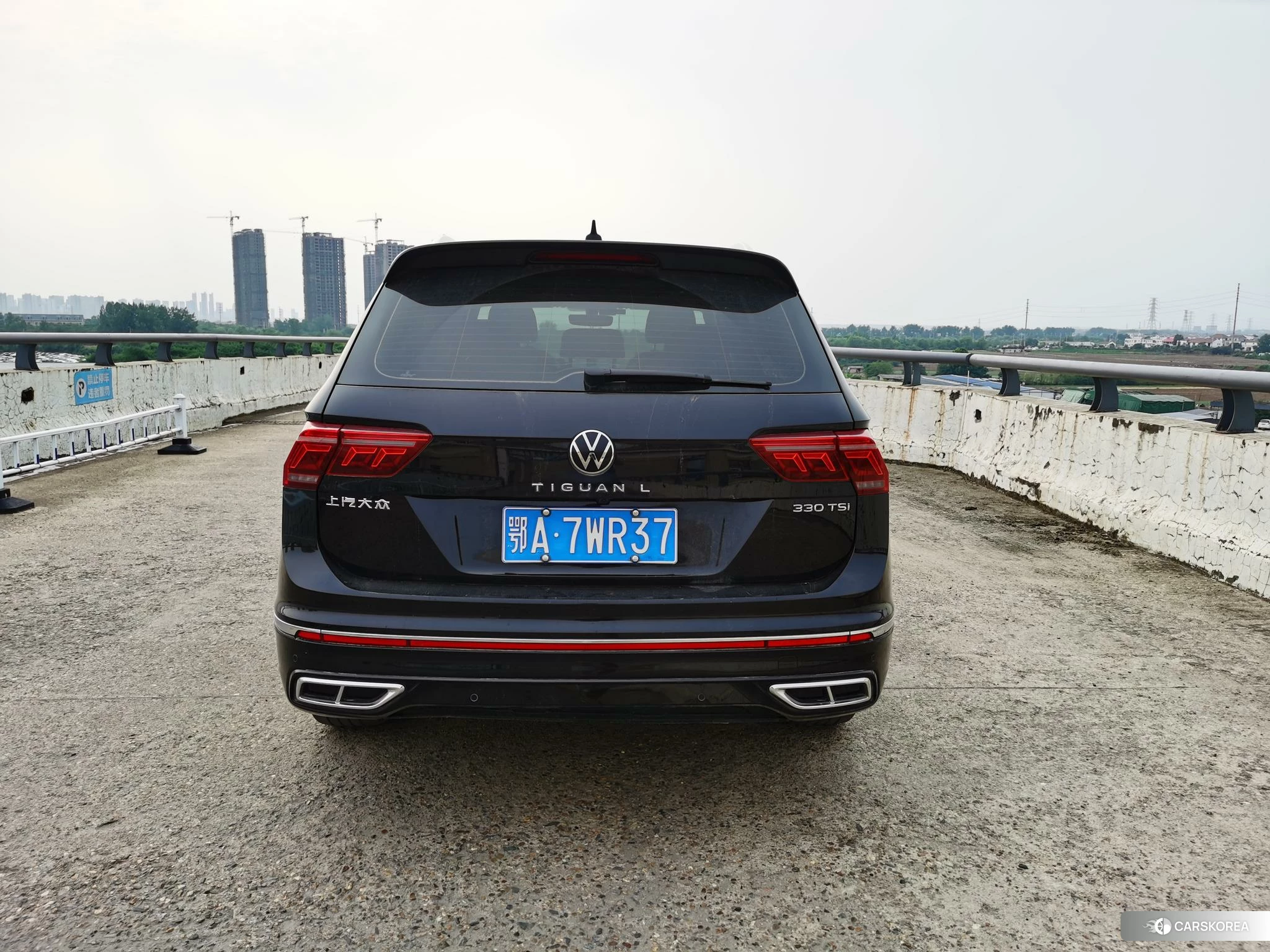 Volkswagen Tiguan L 2021 Черный из Китая, фото 2