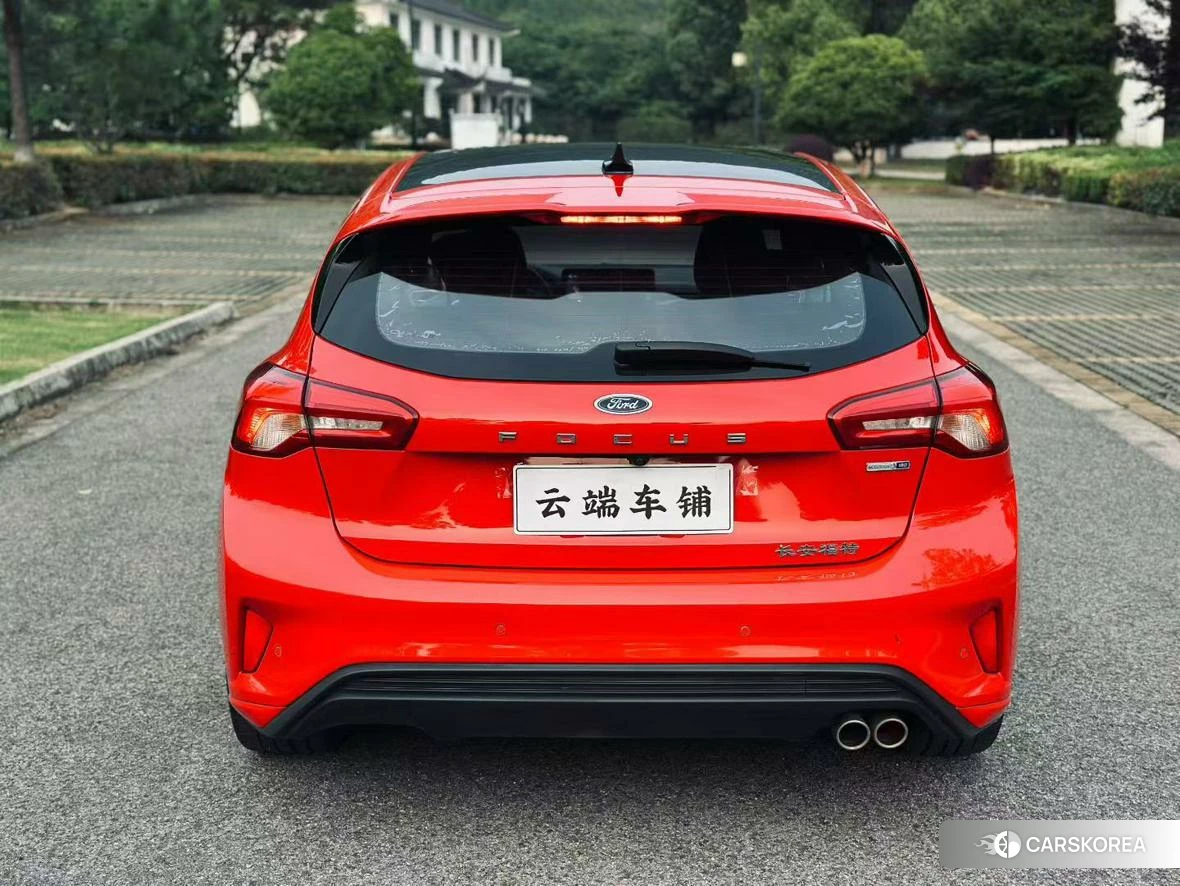 Ford Focus 2020 Красный из Китая, фото 2