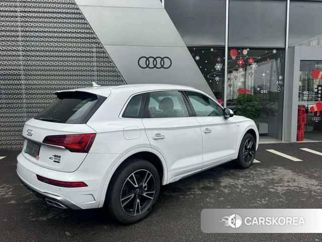 Audi Q5L 2024 Белый из Китая, фото 4