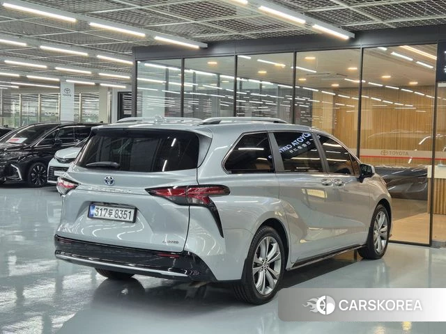 Toyota Sienna 4th Generation id 5026103 из Кореи 12