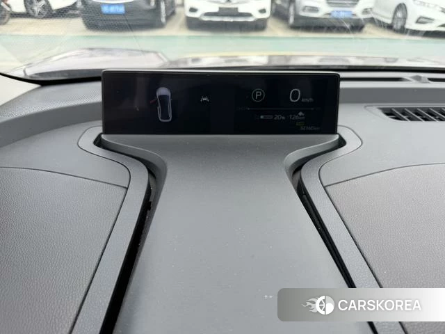Toyota bZ3 2023 Другой из Китая, фото 2
