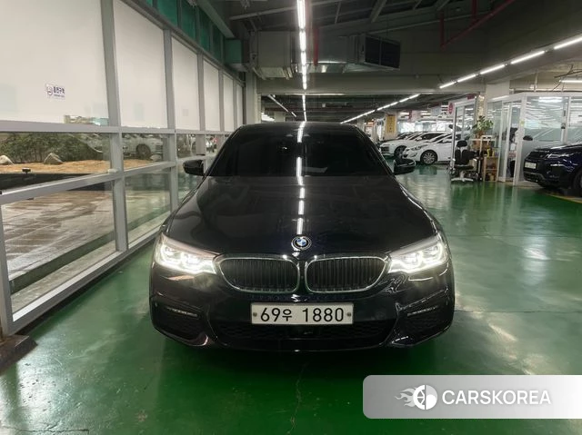 BMW 5 Series (G30) 2018 Черный из Кореи, фото 4