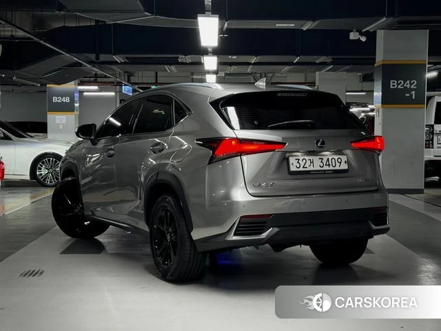 Lexus NX300h id 4943898 из Кореи 12