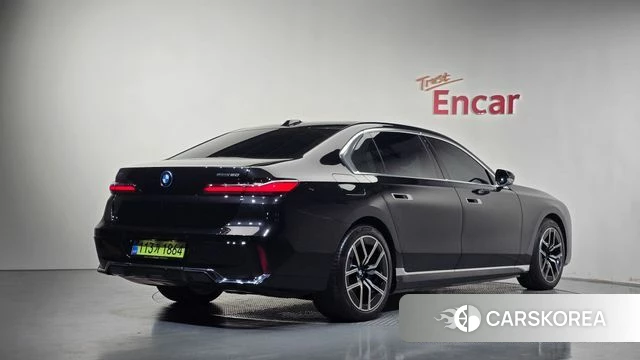 BMW i7 (G70) id 4724840 из Кореи 12