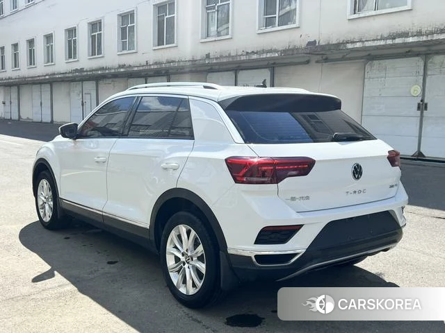Volkswagen T-Roc 2021 Белый из Китая, фото 2
