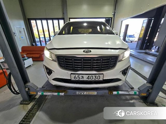Kia The New Carnival 2018 Белый из Кореи, фото 2
