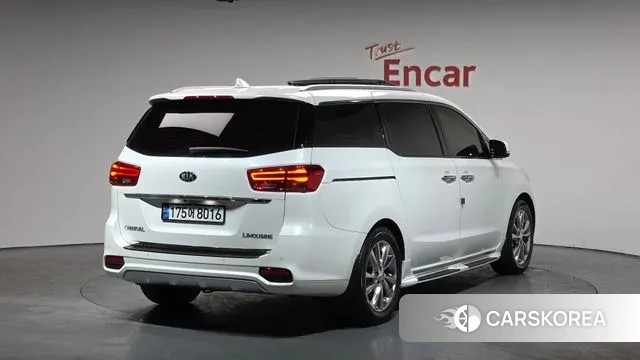 Kia The New Carnival id 3713718 из Кореи 12