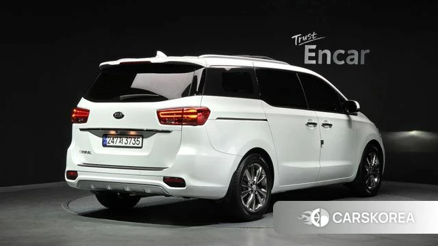 Kia The New Carnival id 4998124 из Кореи 12