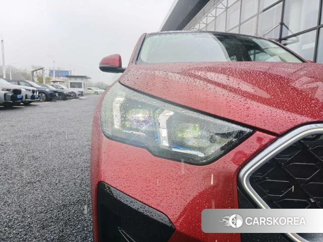 BMW X2 2025 Красный из Китая, фото 3