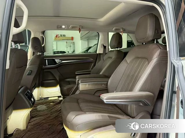 Volkswagen Viloran 2024 Белый из Китая, фото 2