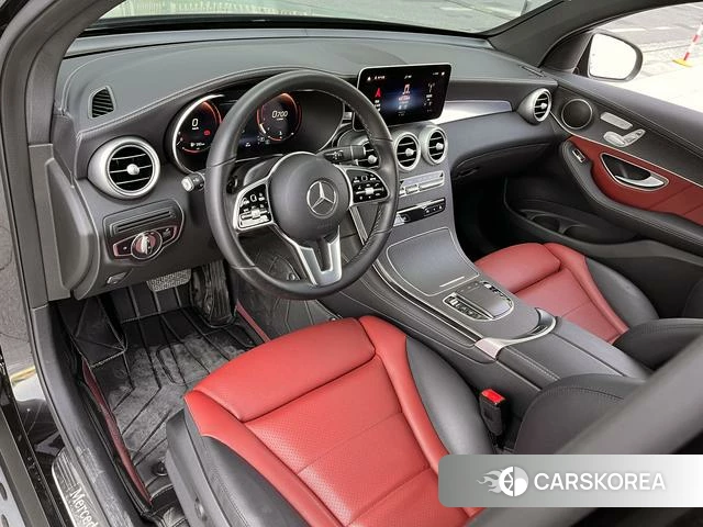 Mercedes-Benz GLC 2021 Черный из Китая, фото 2