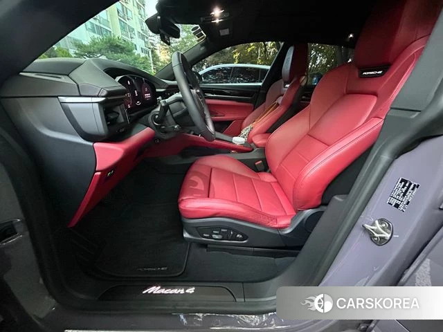 Porsche Taycan id 4995604 из Кореи 10
