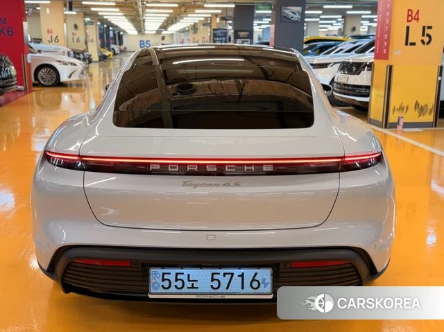 Porsche Taycan id 4936769 из Кореи 12