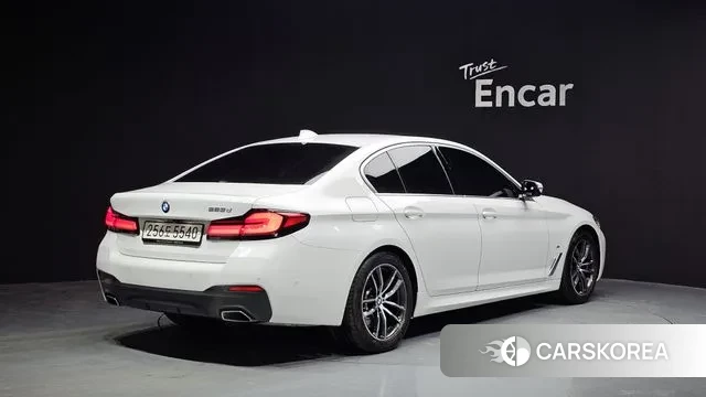 BMW 5 Series (G30) id 3664689 из Кореи 12