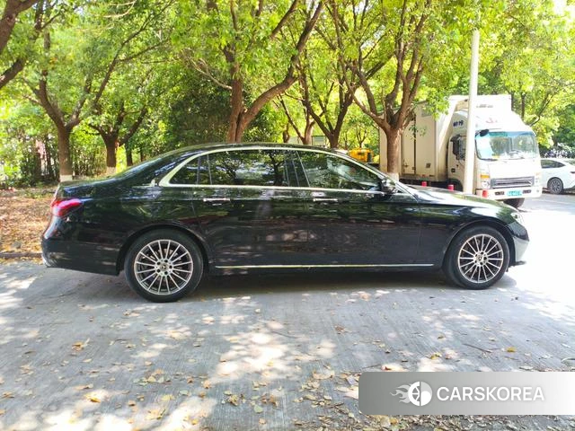 Mercedes-Benz E-Class 2022 Черный из Китая, фото 4