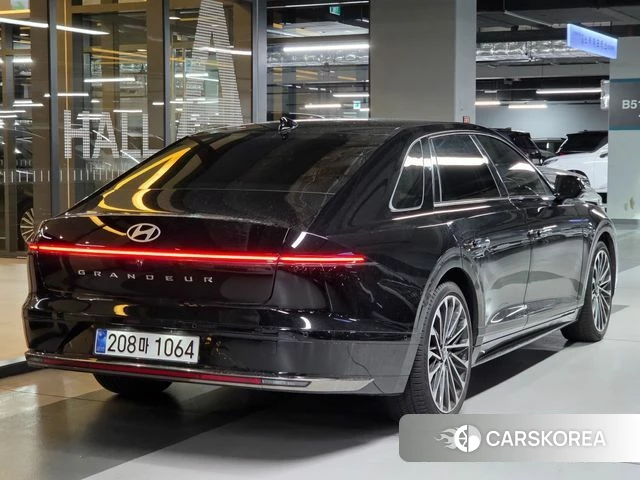 Hyundai Grandeur (GN7) id 4539845 из Кореи 12