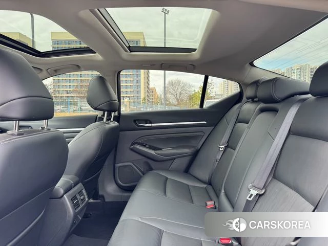 Nissan Altima 2023 Черный из Китая, фото 2