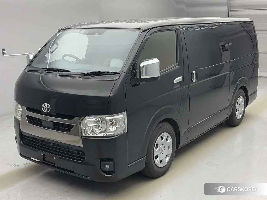 Toyota HiAce Van 2023 из Японии, фото 2