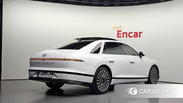 Hyundai Grandeur Hybrid (GN7) id 5002191 из Кореи 12