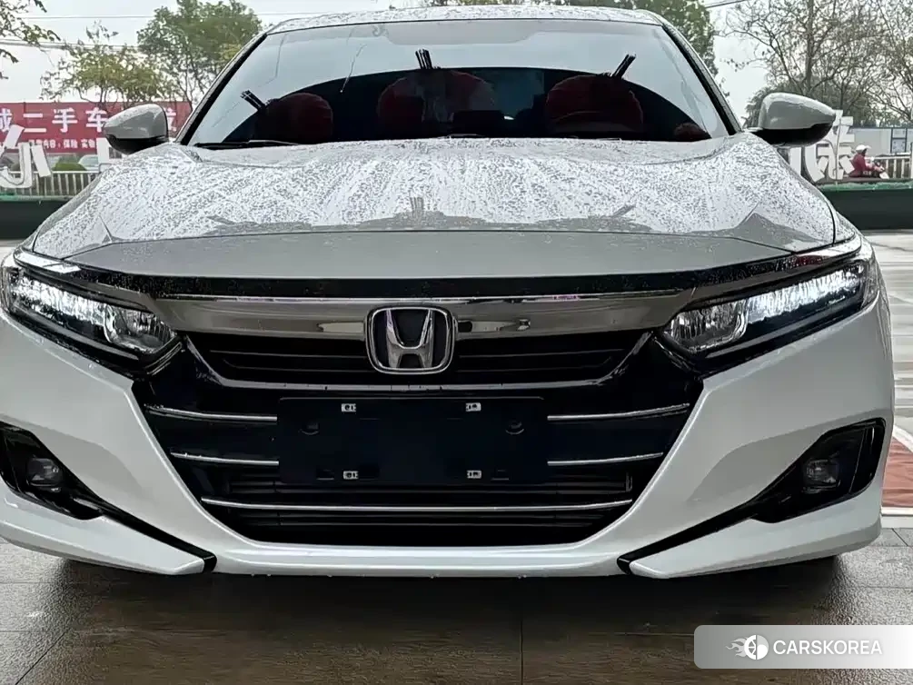 Honda Accord 2022 Белый из Китая, фото 2