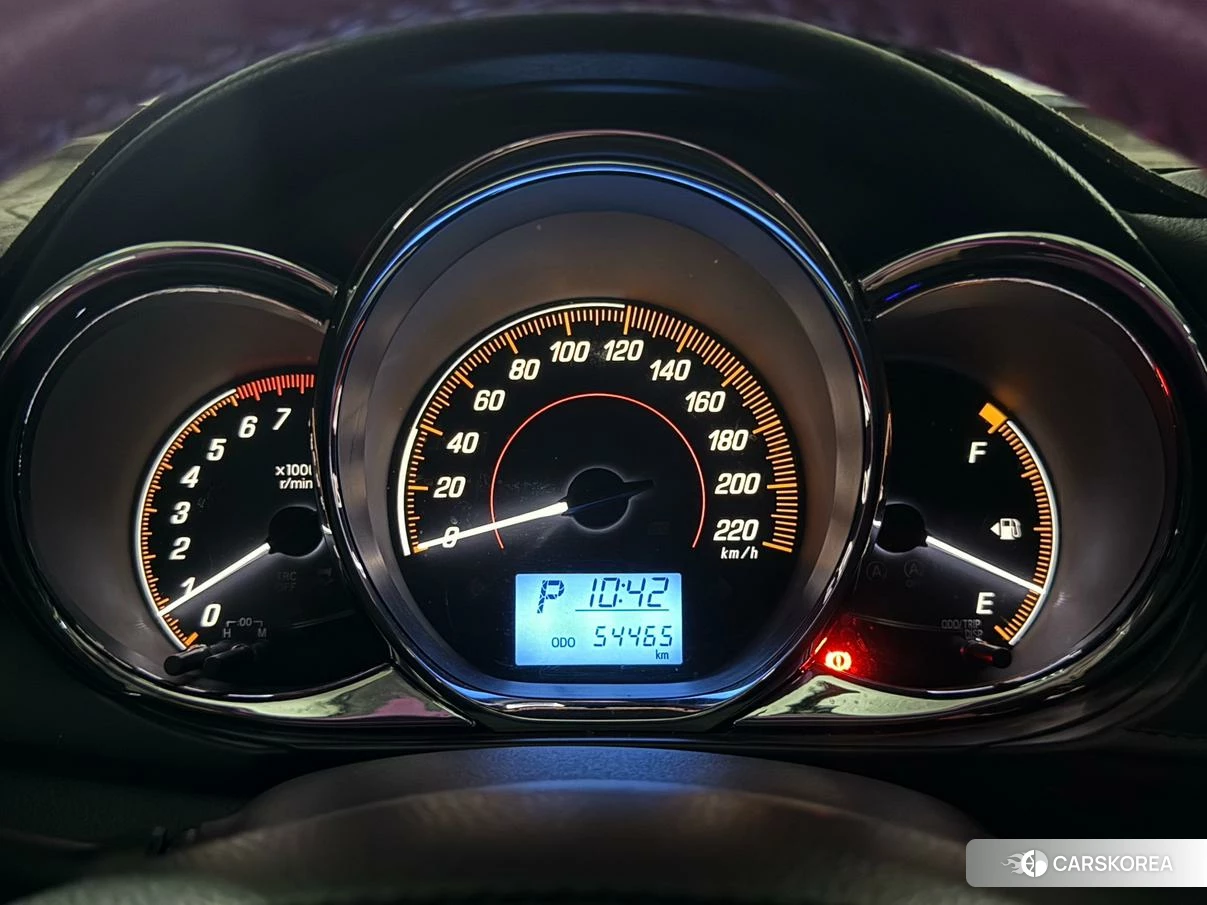Toyota Yaris L 2019 Белый из Китая, фото 3