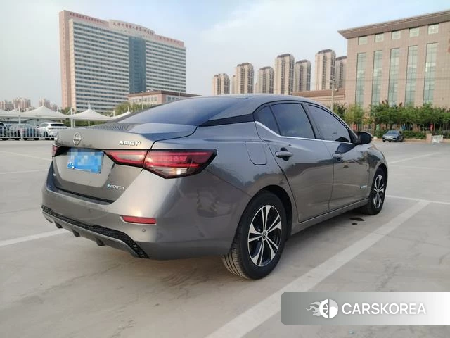 Nissan Sylphy 2022 Темно-серый из Китая, фото 2