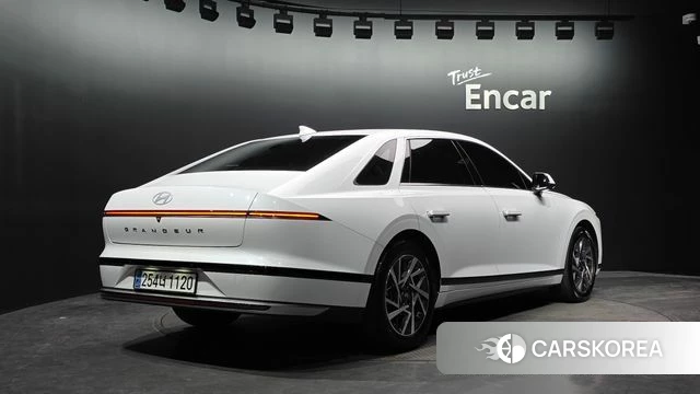 Hyundai Grandeur Hybrid (GN7) id 4990930 из Кореи 12