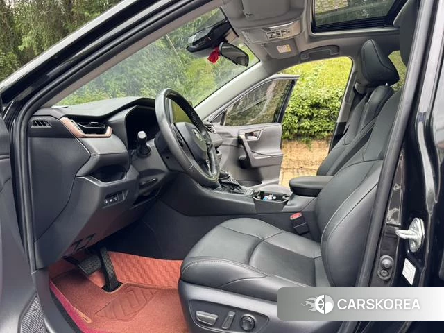 Toyota Wildlander 2022 Черный из Китая, фото 3