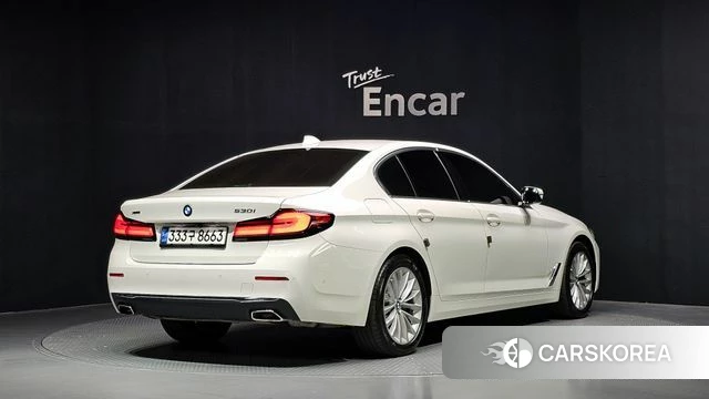 BMW 5 Series (G30) id 4943359 из Кореи 12