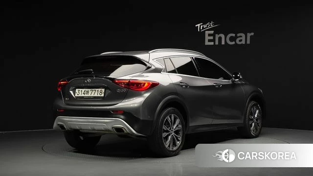 Infiniti QX30 id 4882137 из Кореи 12