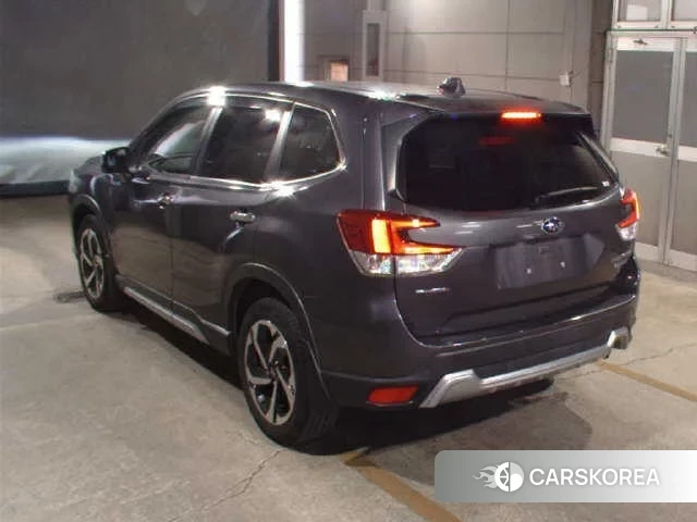 Subaru Forester 2022 из Японии, фото 2