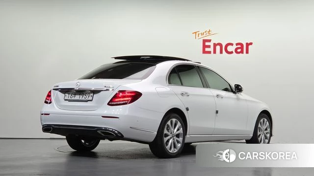 Mercedes-Benz E-Class W213 id 4943846 из Кореи 12