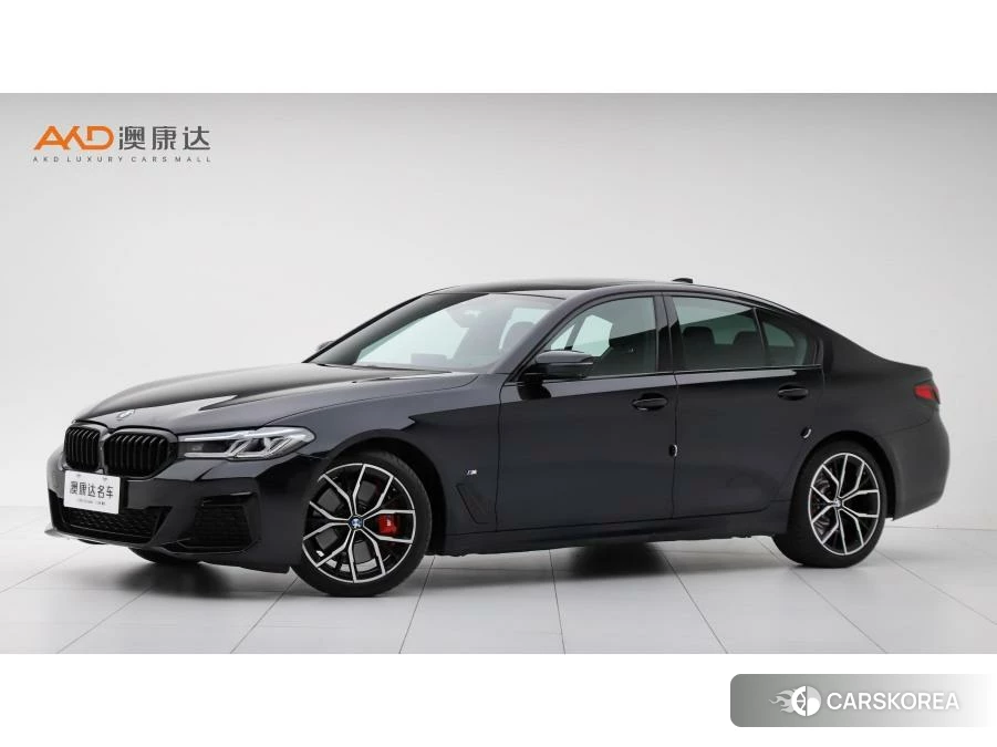 BMW 5 series 2020 Черный из Китая, фото 2