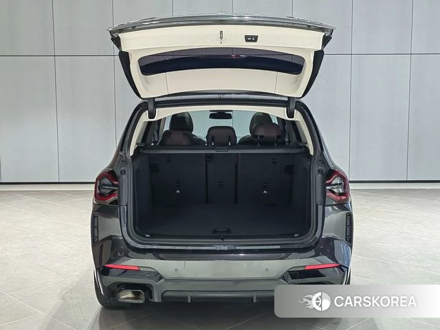 BMW X3 2023 Черный из Китая, фото 4