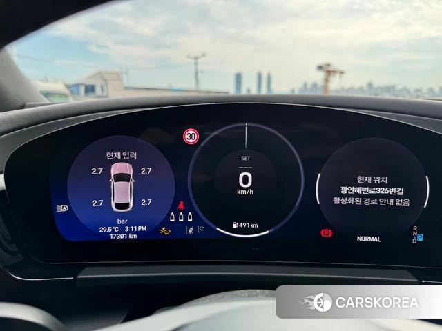Porsche Makan EV id 4757106 из Кореи 12