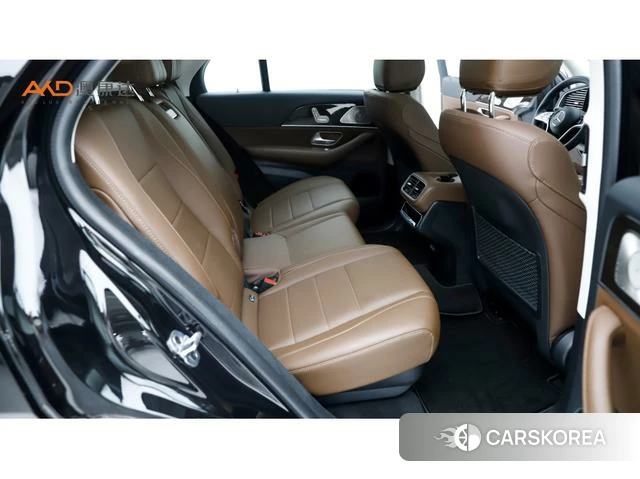 Mercedes-Benz GLE 2024 Черный из Китая, фото 2
