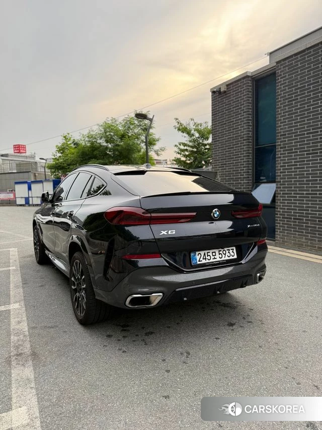 BMW X6 (G06) 2025 Черный из Кореи, фото 2