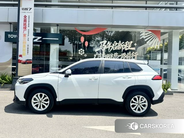 Toyota Frontlander 2023 Белый из Китая, фото 3
