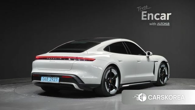 Porsche Taycan id 4757237 из Кореи 12